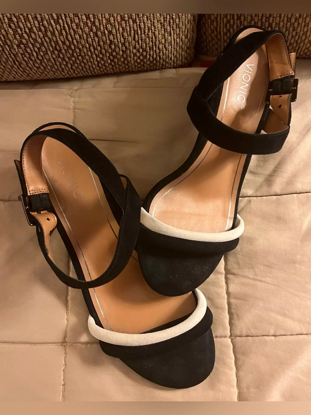 Vionic Paula Block Heel Sandal